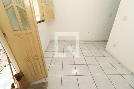 Sala de casa para alugar com 1 quarto, 250m² em Itapuã, Salvador