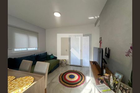 Sala de casa de condomínio à venda com 3 quartos, 112m² em Chácaras São Luís, Barueri
