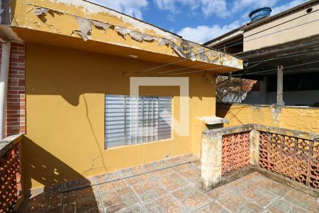 Varanda de casa à venda com 6 quartos, 220m² em Jardim Brasilia, São Paulo