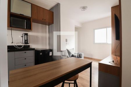 Sala/Cozinha/Área de Serviço de apartamento para alugar com 2 quartos, 45m² em Santana, São Paulo