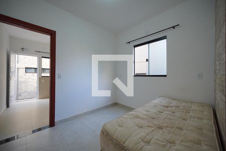 Quarto de apartamento para alugar com 1 quarto, 30m² em Serraria, São José