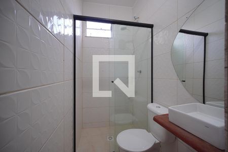 Banheiro Social de apartamento para alugar com 1 quarto, 30m² em Serraria, São José
