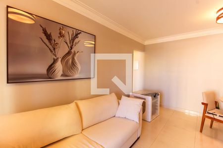 Apartamento para alugar com 3 quartos, 70m² em Vila Bertioga, São Paulo