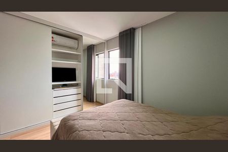 Apartamento à venda com 2 quartos, 74m² em Santo Antônio, Belo Horizonte
