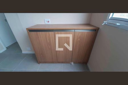 Sala de apartamento à venda com 2 quartos, 40m² em Jaguaribe, Osasco