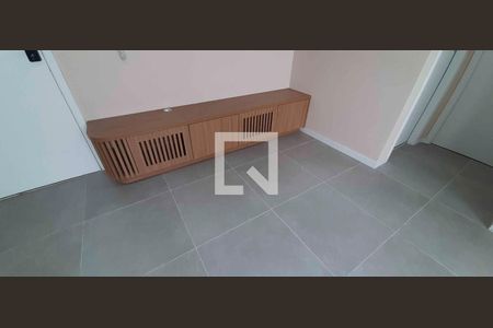 Sala de apartamento à venda com 2 quartos, 40m² em Jaguaribe, Osasco