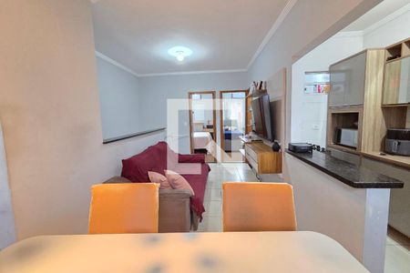 Sala de casa de condomínio para alugar com 2 quartos, 49m² em Vila Tupi, Praia Grande