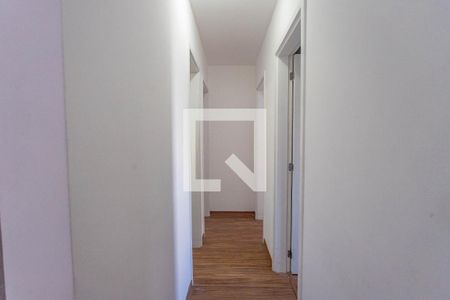 Corredor  de apartamento à venda com 3 quartos, 63m² em Centro, Diadema