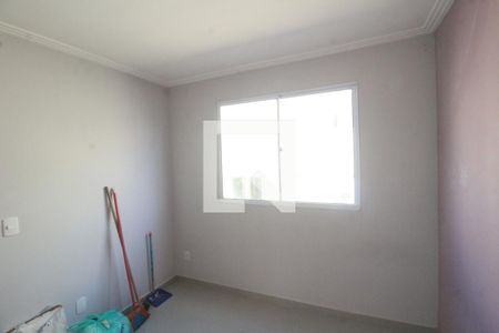 Quarto 1 de apartamento para alugar com 2 quartos, 40m² em Jardim Alvorada, Nova Iguaçu