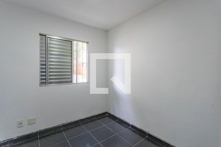 Quarto 1  de apartamento para alugar com 2 quartos, 48m² em Jardim Gazuza, Diadema
