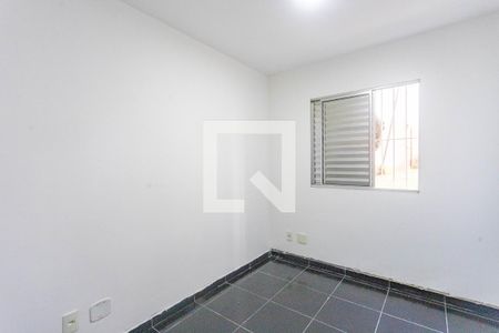 Quarto 1  de apartamento para alugar com 2 quartos, 48m² em Jardim Gazuza, Diadema