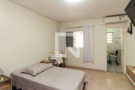 Suíte de casa à venda com 2 quartos, 80m² em Jardim Brasil, São Paulo