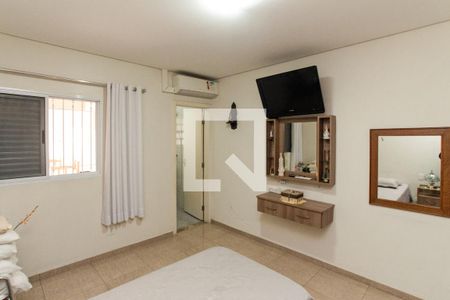 Suíte de casa à venda com 2 quartos, 80m² em Jardim Brasil, São Paulo