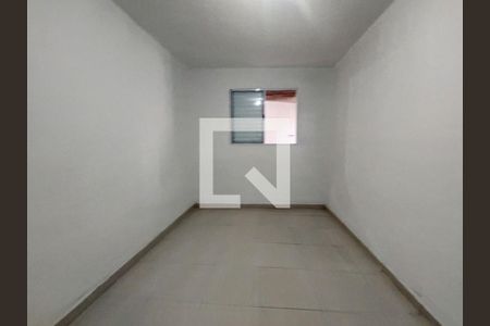 Quarto 2 de casa para alugar com 2 quartos, 260m² em Jardim Figueira Grande, São Paulo