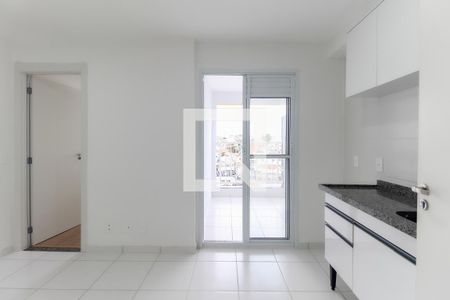 Sala - Cozinha de apartamento para alugar com 2 quartos, 35m² em Vila Brasil, São Paulo
