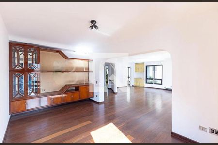 Apartamento para alugar com 3 quartos, 210m² em Indianópolis, São Paulo