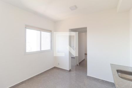 Sala/Cozinha de apartamento à venda com 2 quartos, 36m² em Jaguaribe, Osasco