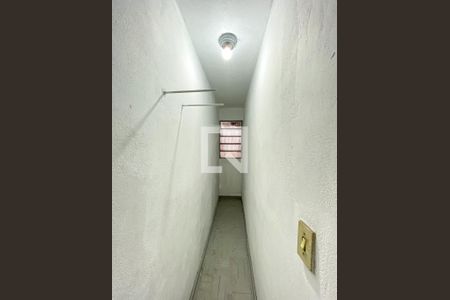 Closet do Quarto 1 de casa para alugar com 1 quarto, 110m² em Vila Medeiros, São Paulo