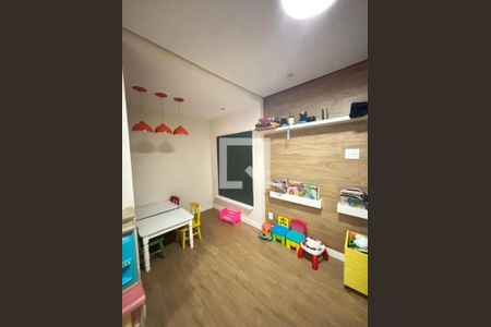 Apartamento à venda com 2 quartos, 55m² em Quitaúna, Osasco