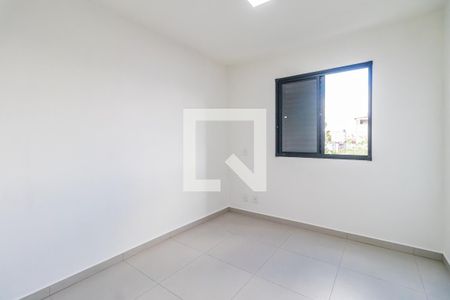 Quarto 1 de apartamento para alugar com 2 quartos, 55m² em Jardim Maria Helena, Barueri