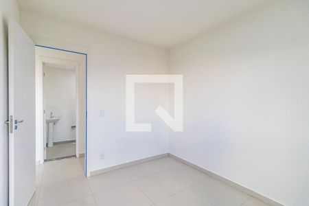 Quarto 1 de apartamento para alugar com 2 quartos, 55m² em Jardim Maria Helena, Barueri