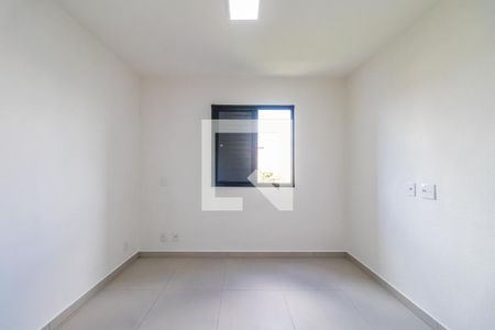 Quarto 2 de apartamento para alugar com 2 quartos, 55m² em Jardim Maria Helena, Barueri