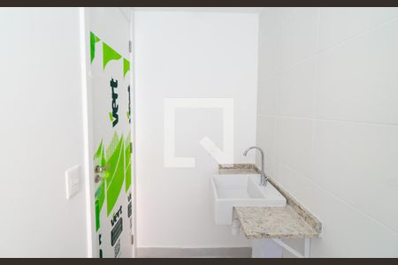 Banheiro da Suíte de apartamento à venda com 1 quarto, 29m² em Chácara Inglesa, São Paulo