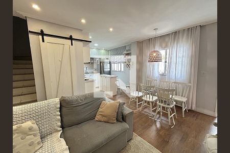 Sala de casa à venda com 2 quartos, 96m² em Vila Valqueire, Rio de Janeiro