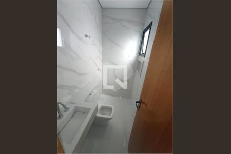 Casa à venda com 3 quartos, 150m² em Vila Domitila, São Paulo