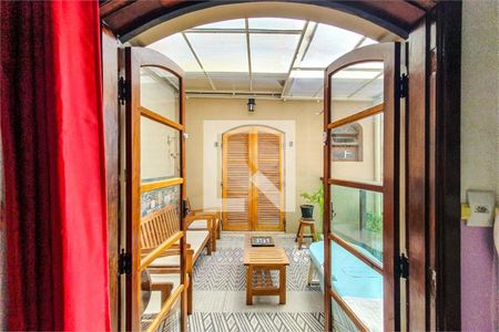Casa de Condomínio à venda com 3 quartos, 120m² em Jardim da Gloria, São Paulo