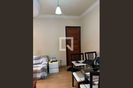 Casa à venda com 3 quartos, 75m² em Sagrada Família, Belo Horizonte