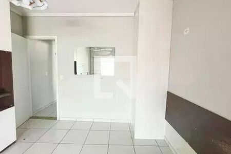 Casa à venda com 3 quartos, 240m² em Vila Romero, São Paulo