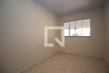 Quarto 1 de casa para alugar com 3 quartos, 330m² em Qse 14, Brasília