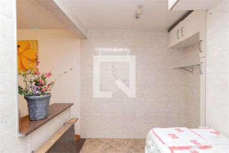 Casa à venda com 3 quartos, 102m² em Vila Curuçá Velha, São Paulo