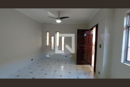 Casa à venda com 3 quartos, 250m² em Jardim Susana, São Paulo