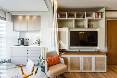Sala de apartamento para alugar com 2 quartos, 74m² em Indianópolis, São Paulo