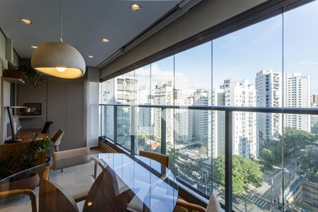 Sala de apartamento para alugar com 2 quartos, 74m² em Indianópolis, São Paulo