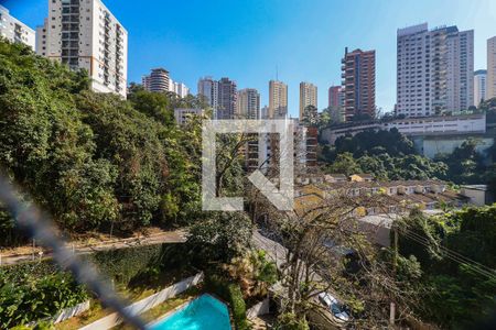 Apartamento para alugar com 4 quartos, 120m² em Jardim Ampliacao, São Paulo
