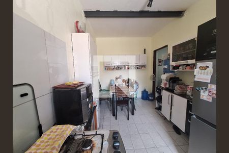 Cozinha de casa para alugar com 2 quartos, 80m² em Vila Urupes, Suzano