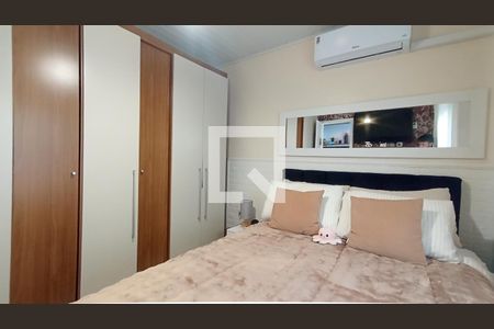 Casa à venda com 2 quartos, 80m² em Vila Nova, Porto Alegre