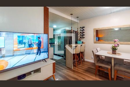 Casa à venda com 2 quartos, 80m² em Vila Nova, Porto Alegre