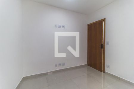 Quarto de casa para alugar com 1 quarto, 50m² em Jardim Camila, Mogi das Cruzes