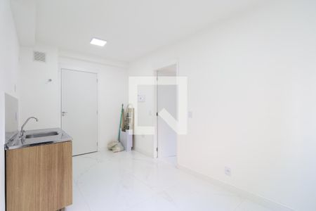 Sala/Cozinha de apartamento para alugar com 1 quarto, 24m² em Barra Funda, São Paulo