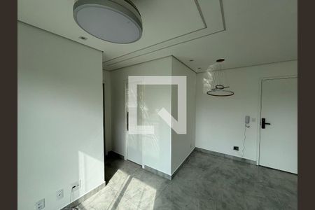 Sala  de apartamento para alugar com 2 quartos, 44m² em Jardim Maringa, São Paulo