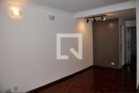 Casa de Condomínio para alugar com 2 quartos, 92m² em Conjunto Residencial Vista Verde, São Paulo