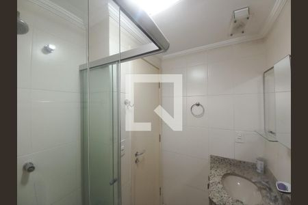 Banheiro de apartamento para alugar com 2 quartos, 45m² em Vila Buarque, São Paulo