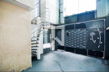 Garagem de casa para alugar com 1 quarto, 25m² em Jardim Maia, Guarulhos