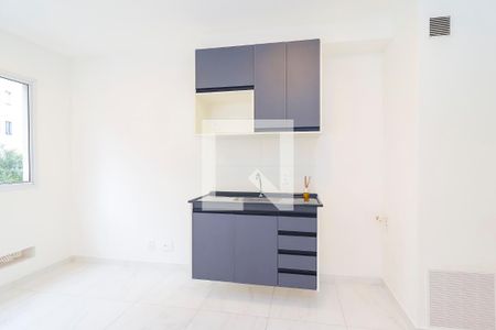 Sala/Cozinha de apartamento para alugar com 1 quarto, 25m² em Guaianases, São Paulo