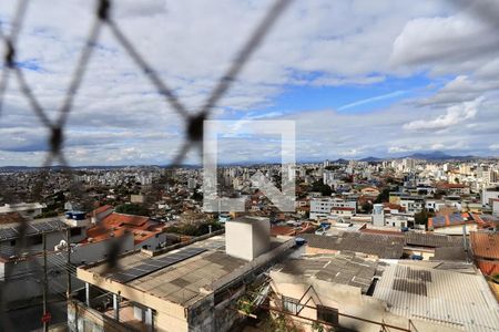 Apartamento à venda com 3 quartos, 90m² em Concórdia, Belo Horizonte