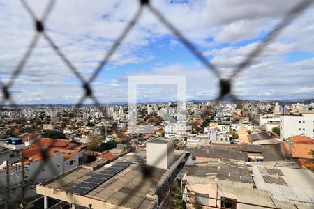 Apartamento à venda com 3 quartos, 90m² em Concórdia, Belo Horizonte